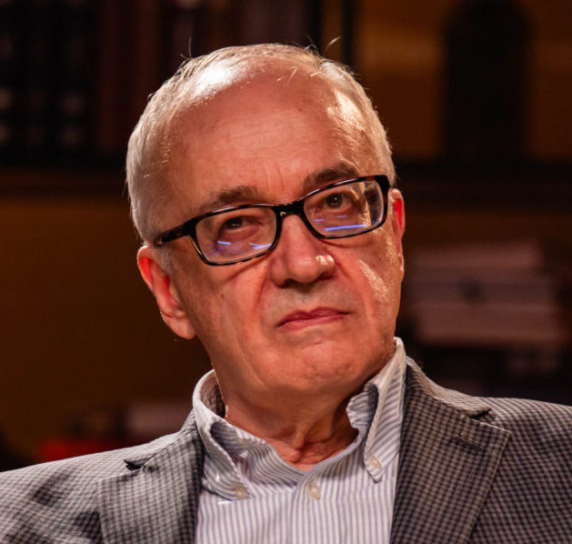 Мирослав Шкандрій